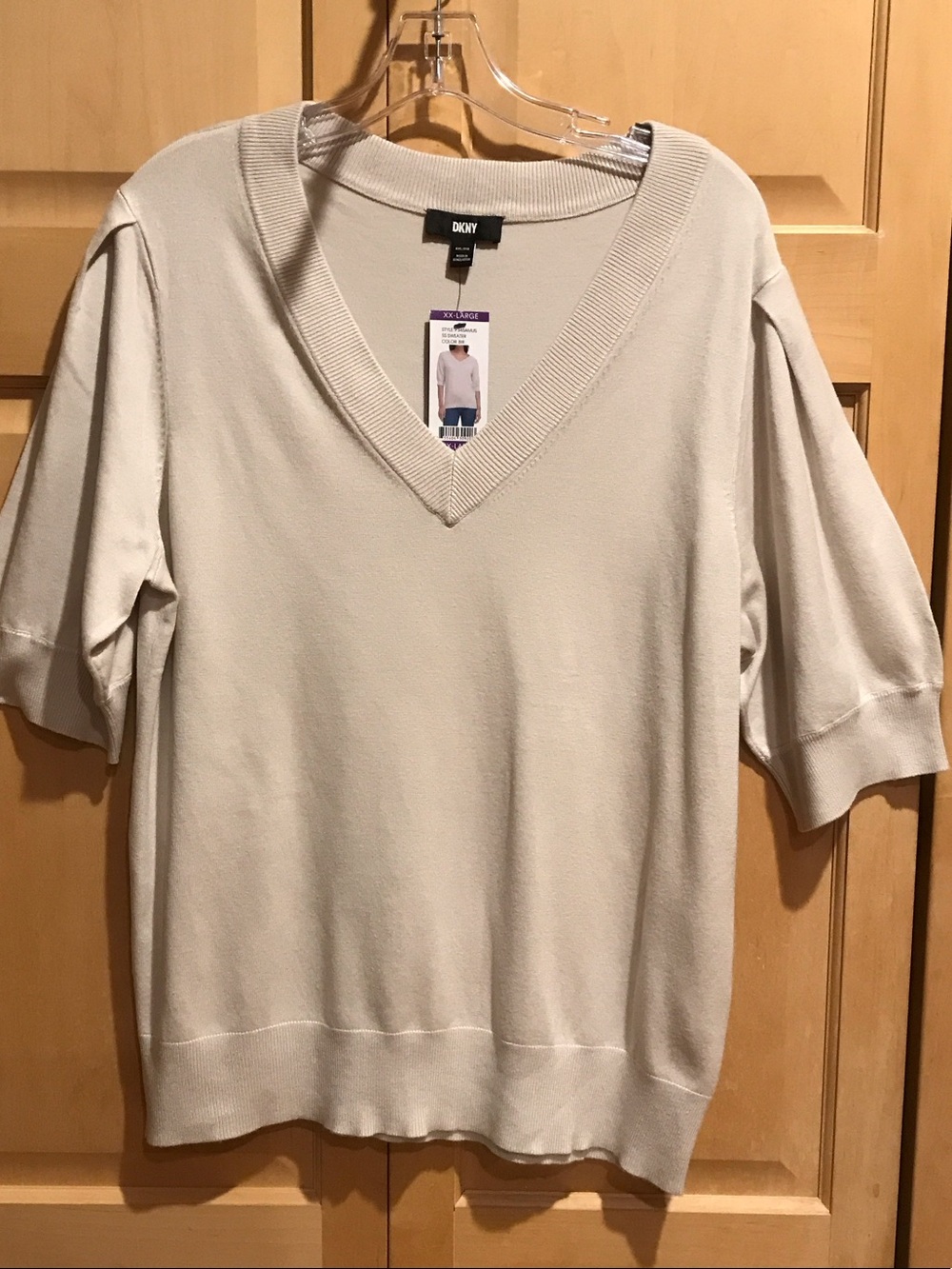 New DKNY Cream V-Neck Short Sleeve Knit Sweater